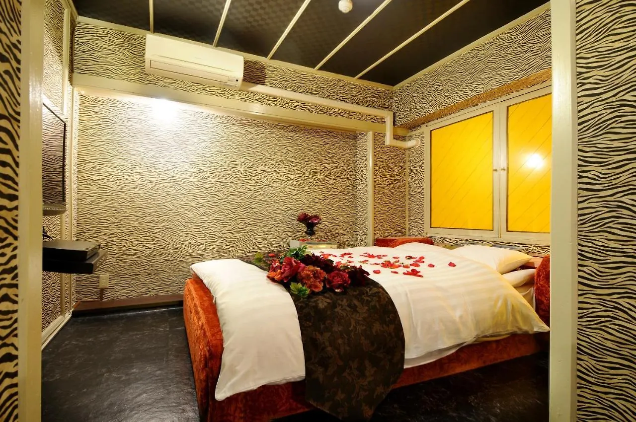 Namba Alpha (Adults Only) Hotel Osaka 2*,  Japan